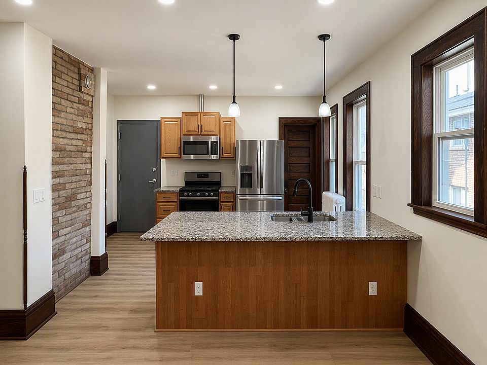 1st image of 1509 11th Ave S APT 2