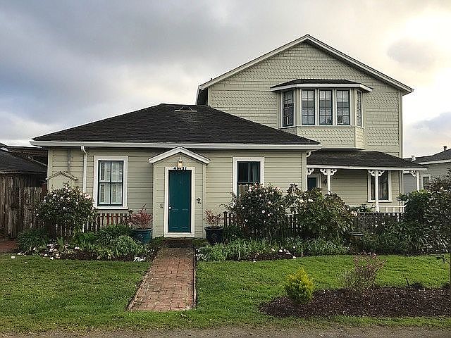 1st image of 45131 Little Lake St