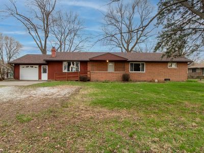 107 Gilmore Ave, Le Roy, IL, 61752