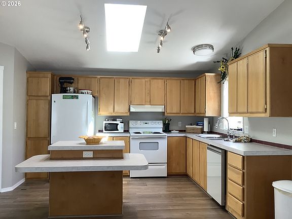 2nd image of 1111 SE 3rd Ave Unit 55