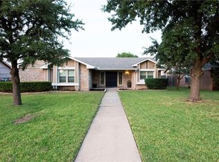 1304 Huntington Dr, Mesquite, TX 75149