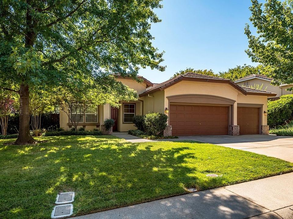 1st image of 3173 Stonehurst Dr