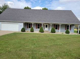 107 E Fairgrounds Ave, Jerseyville, IL 62052