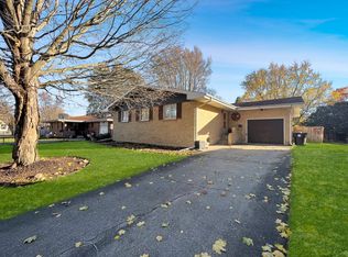 590 Hazelcrest Dr, Rantoul, IL 61866