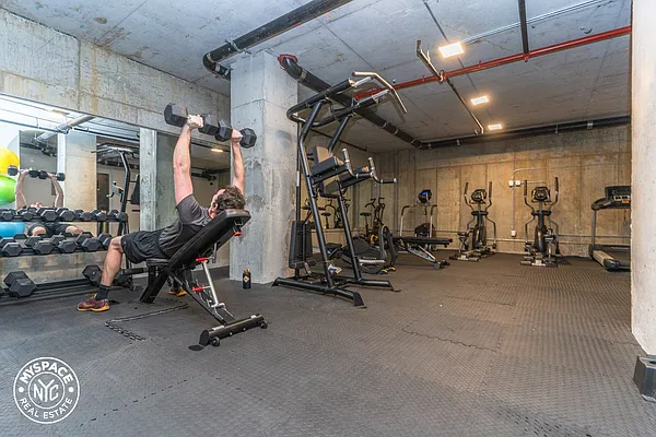 Rented by MySpaceNYC | media 154