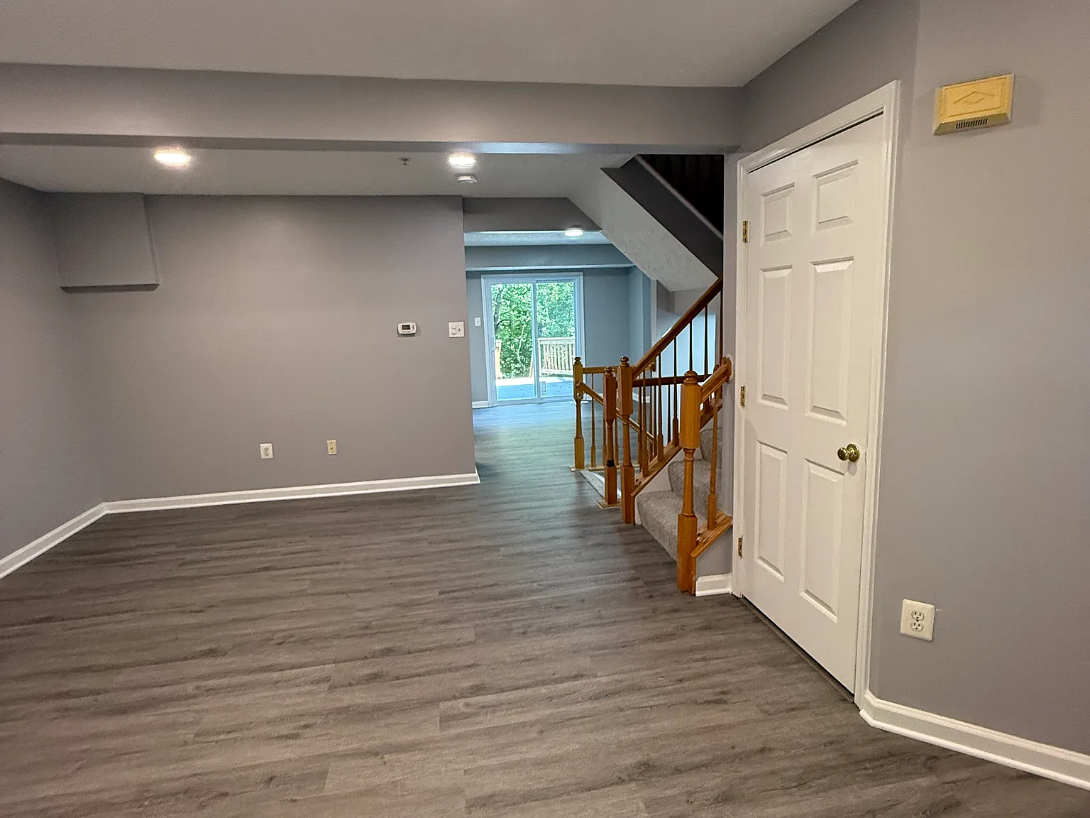 3 bed, 1360 sqft, $2,500 — Photo 3
