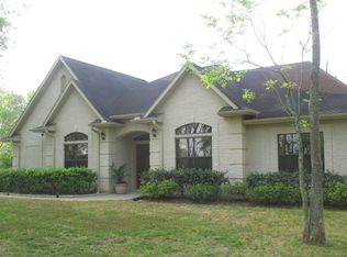 1320 Moore Rd, Alvin, TX 77511