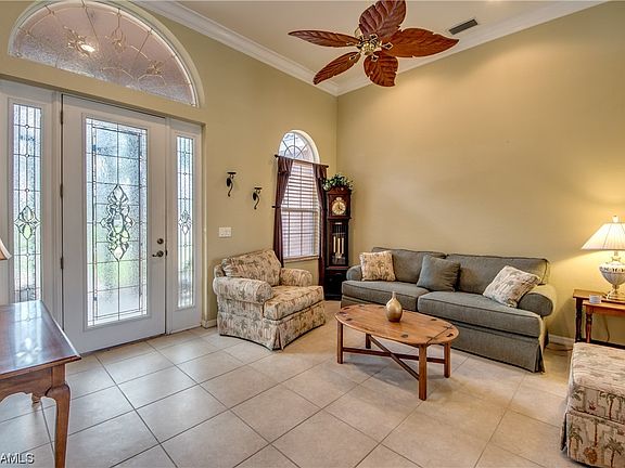4th image of 2115 SW 28th Ter