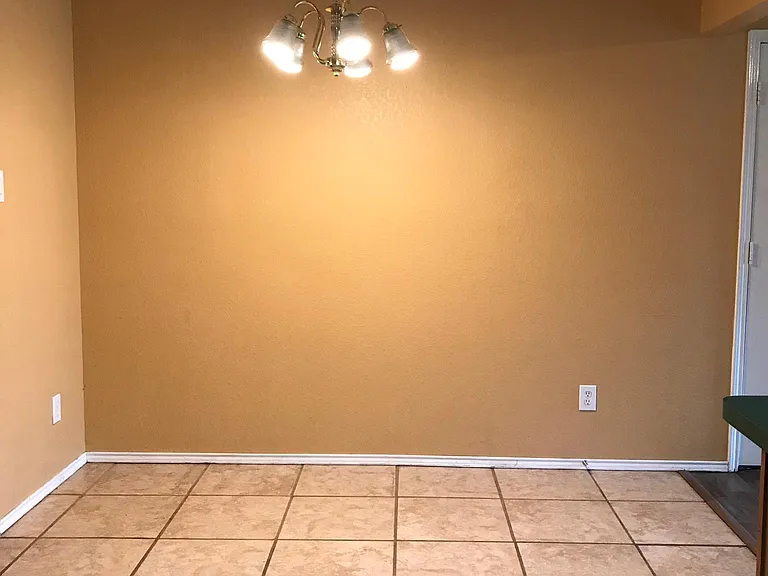 856 Colson Dr — Photo 5