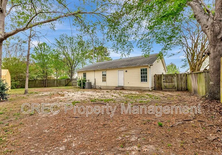 207 Lynton Ct — Photo 26