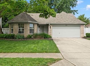7496 Wood Ct, Fishers, IN 46038