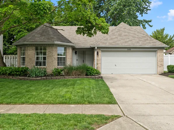 7496 Wood Ct, Fishers, IN 46038