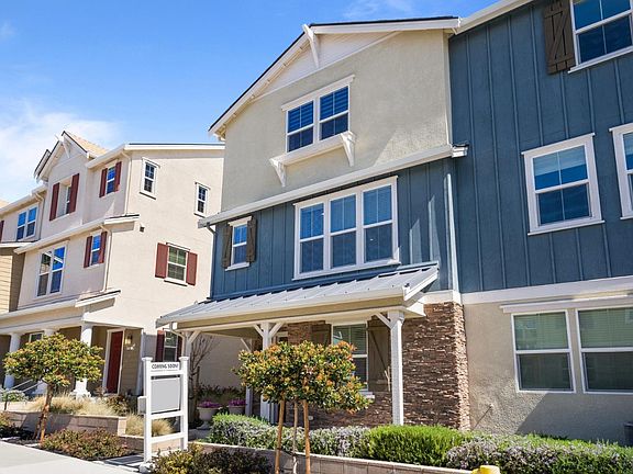 3rd image of 7093 Calistoga Ln