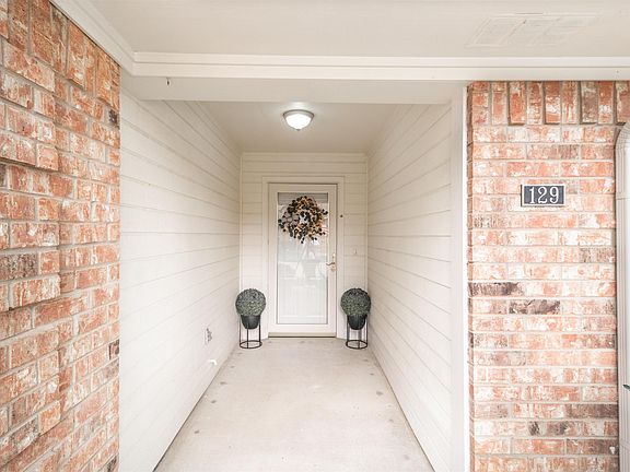 2nd image of 1202 Rice Rd APT 129