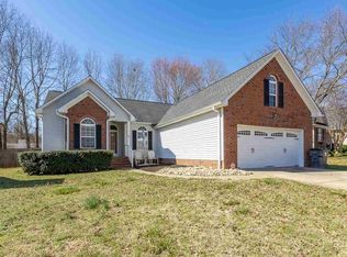 216 Silverbell Dr, Boiling Springs, SC 29316