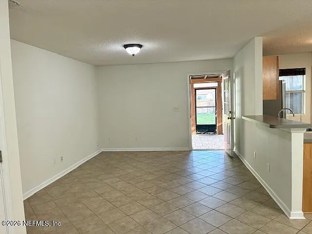 2135 Ashland St — Photo 6