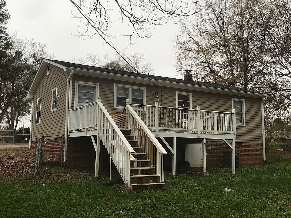 2nd image of 193 S Blackstock Rd