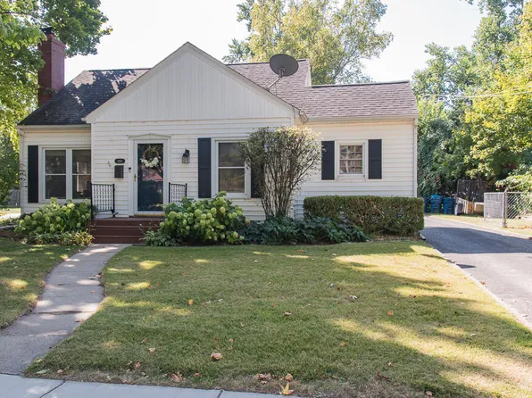 1816 Lakeway Ave, Kalamazoo, MI 49001