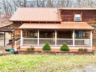 626 Trace Crk, Hamlin, WV, 25523