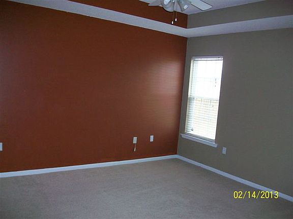 5th image of 5703 Emily Ln
