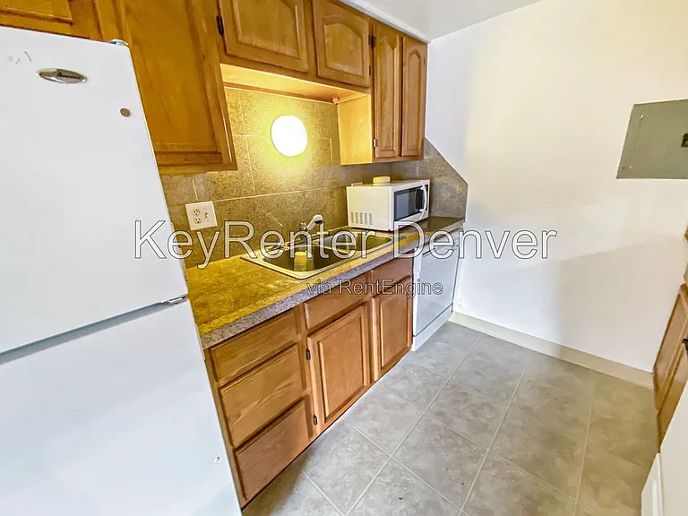 12136 N Melody Dr #302 — Photo 2