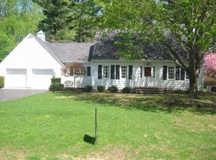 29 Wintergreen Hill Dr, Painesville, OH 44077