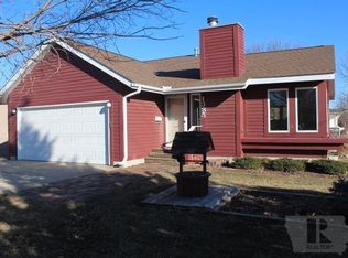 1385 Front St, Garner, IA 50438