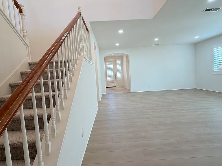 31444 Pennant Ct — Photo 2
