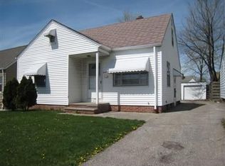 21515 Libby Rd, Maple Heights, OH 44137