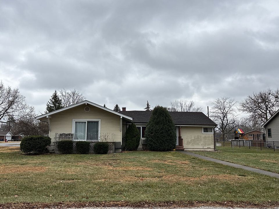 1st image of 6601 W 115th Pl
