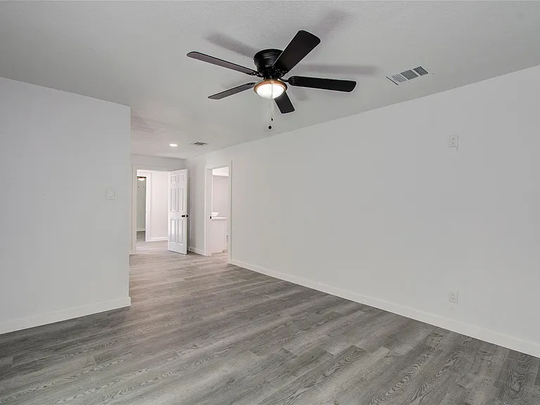 619 River Plantation Dr — Photo 20