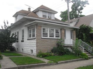 329 Circle Ave, Forest Park, IL 60130