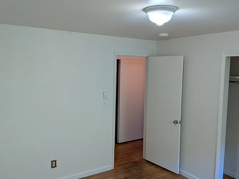 1495 S Columbian Way #3 — Photo 4