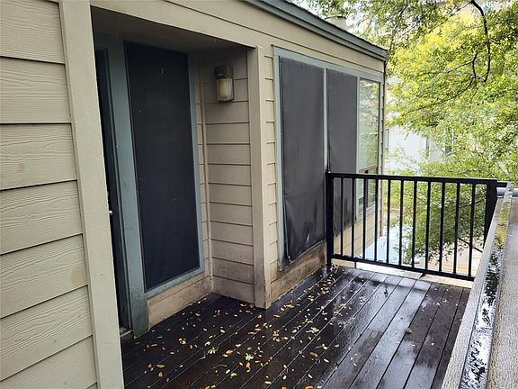 3rd image of 2612 San Pedro St APT 206