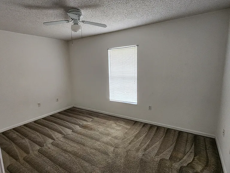 3197 Harrow Rd — Photo 11