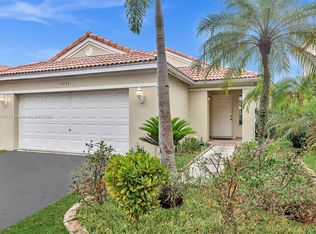 4333 Magnolia Ridge Dr, Fort Lauderdale, FL 33331