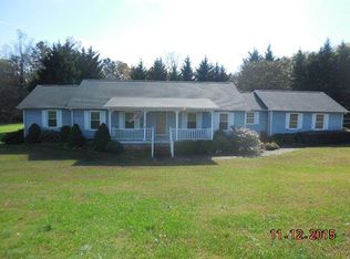 1020 Beaverdale Rd NE, Dalton, GA 30721