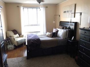 1720 E Capitol Dr APT 302, Milwaukee, WI 53211