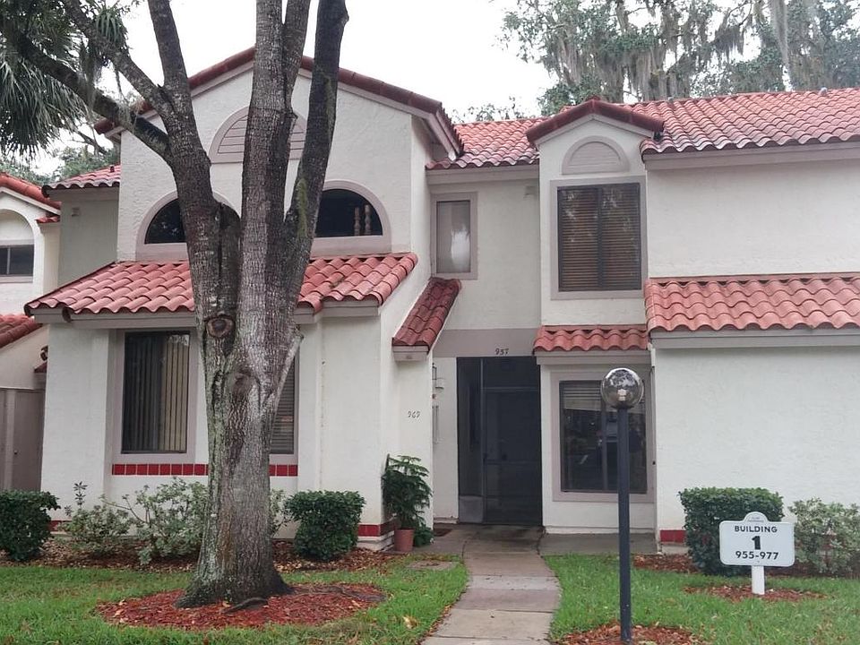 1st image of 957 Country Club Dr