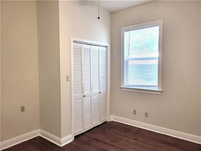 222 David St — Photo 27