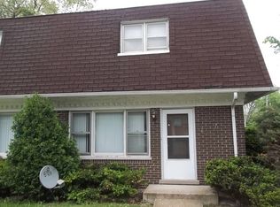 2626 Collins St APT 1, Blue Island, IL