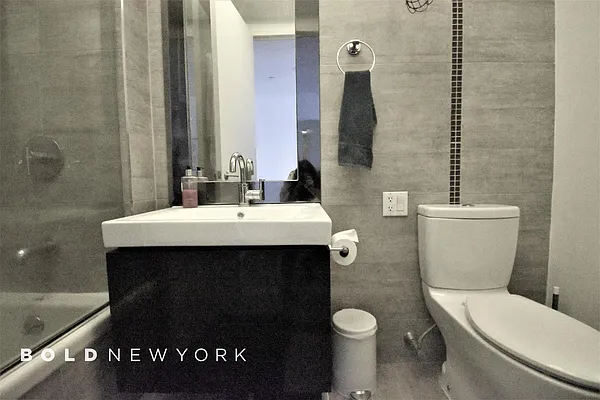 Rented by Bold New York | media 15
