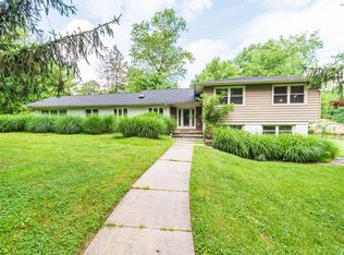 7700 Eden Roc Way, Pikesville, MD 21208