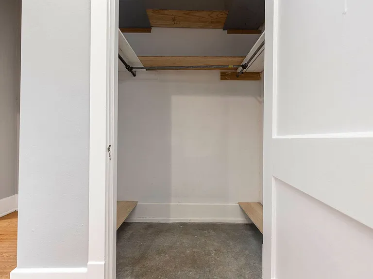 222 W Magnolia Ave — Photo 23
