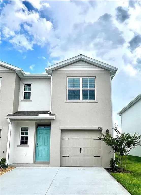 3 bed, 2.5 bath, 1488 sqft, $2,100 — Photo 1