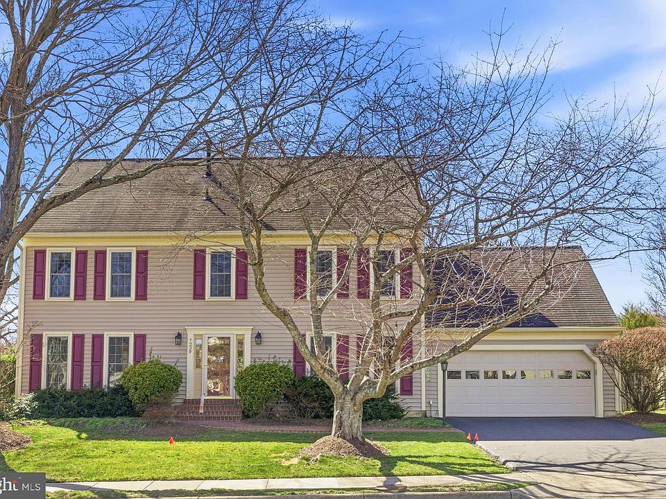 1st image of 7239 Devereux Ct