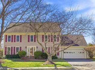 7239 Devereux Ct, Alexandria, VA 22315