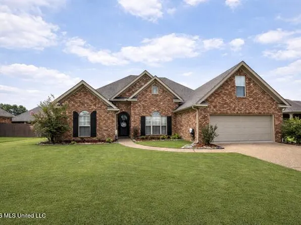 319 Bullock Cir, Richland, MS 39218