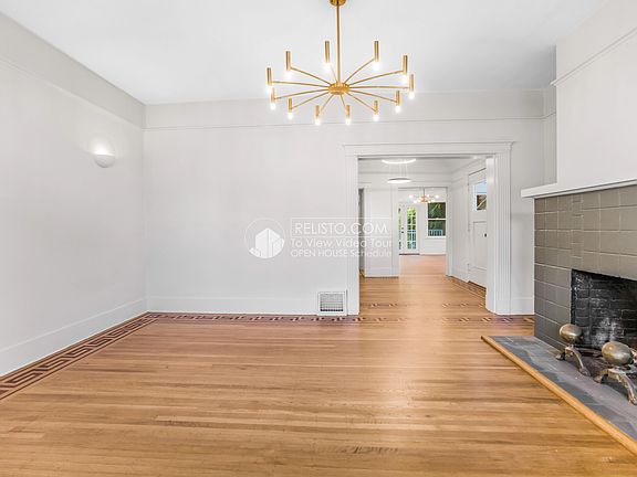 4th image of 340 Lake St