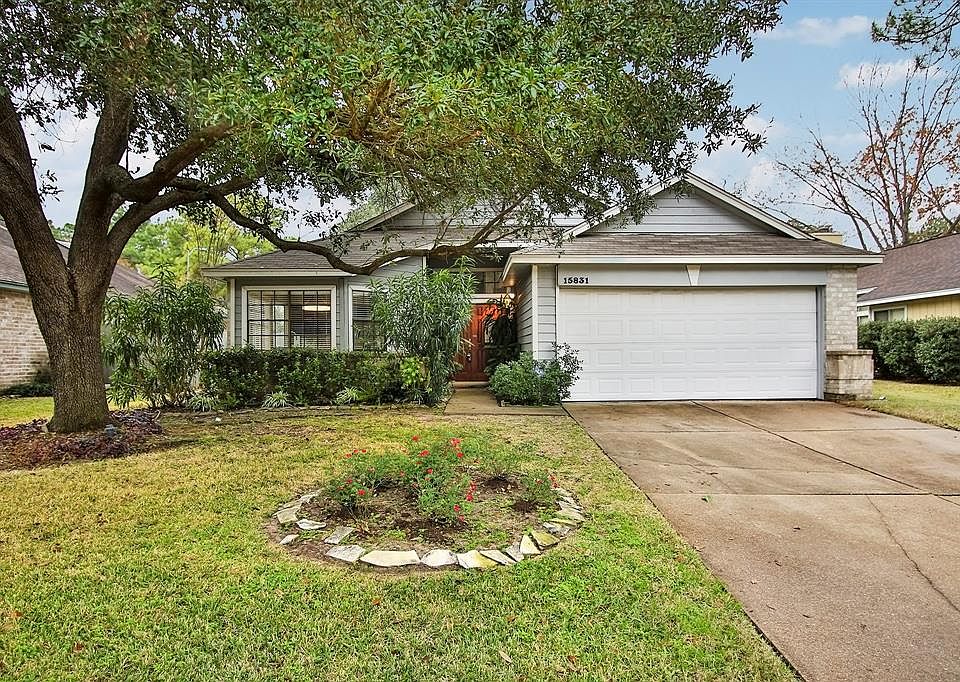 1st image of 15831 Meadow Village Dr